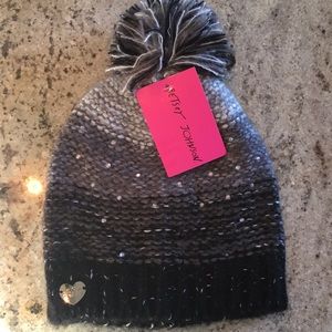 betsey johnson winter hats